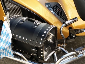 Floorboard trike koffer